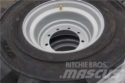 JLG Tyres Lastikler, tekerlekler ve jantlar