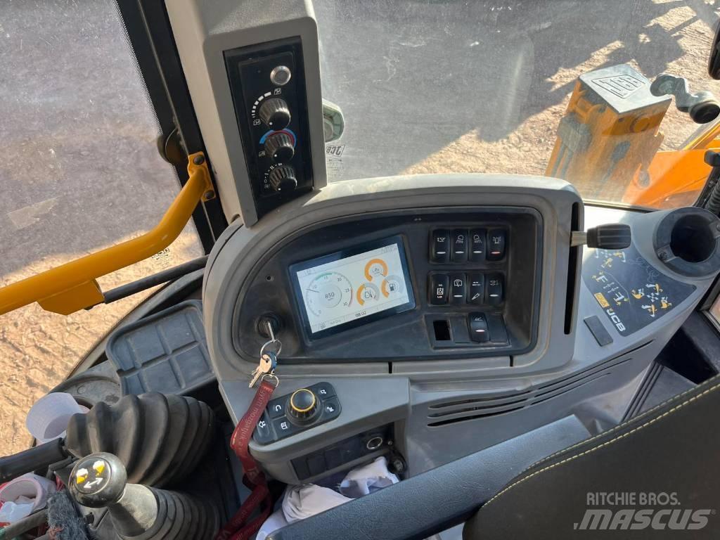 JCB 3 CX Midi ekskavatörler 7 - 12 t