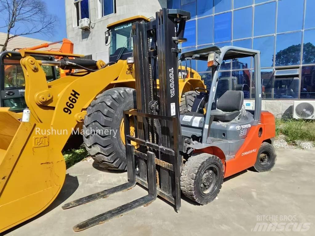 Toyota 8 FD 30 Dizel forkliftler