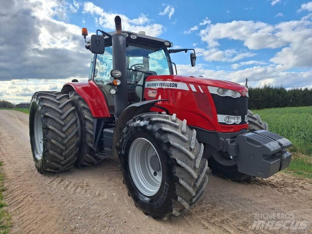 Massey Ferguson 7715 Traktörler