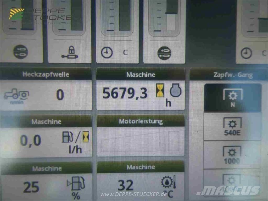John Deere 6215R Traktörler
