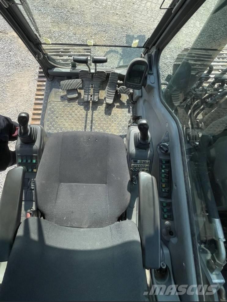 Volvo EC 180 B LC Paletli ekskavatörler
