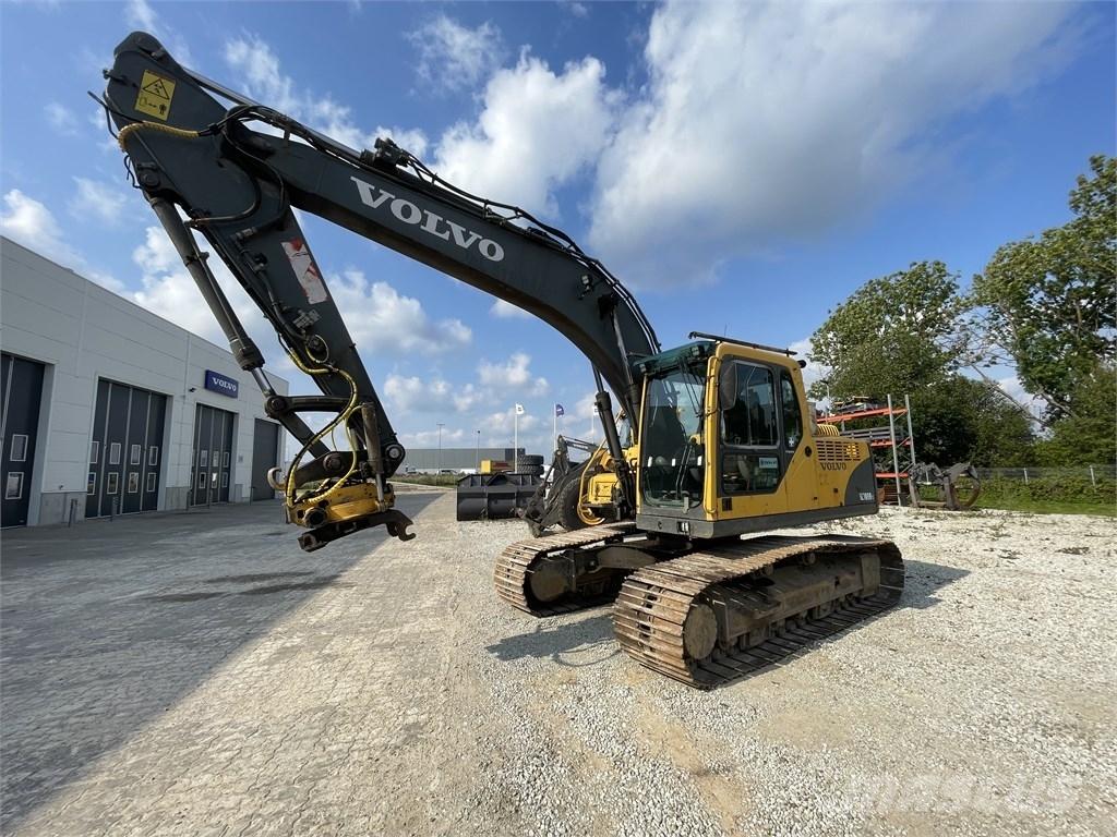 Volvo EC 180 B LC Paletli ekskavatörler