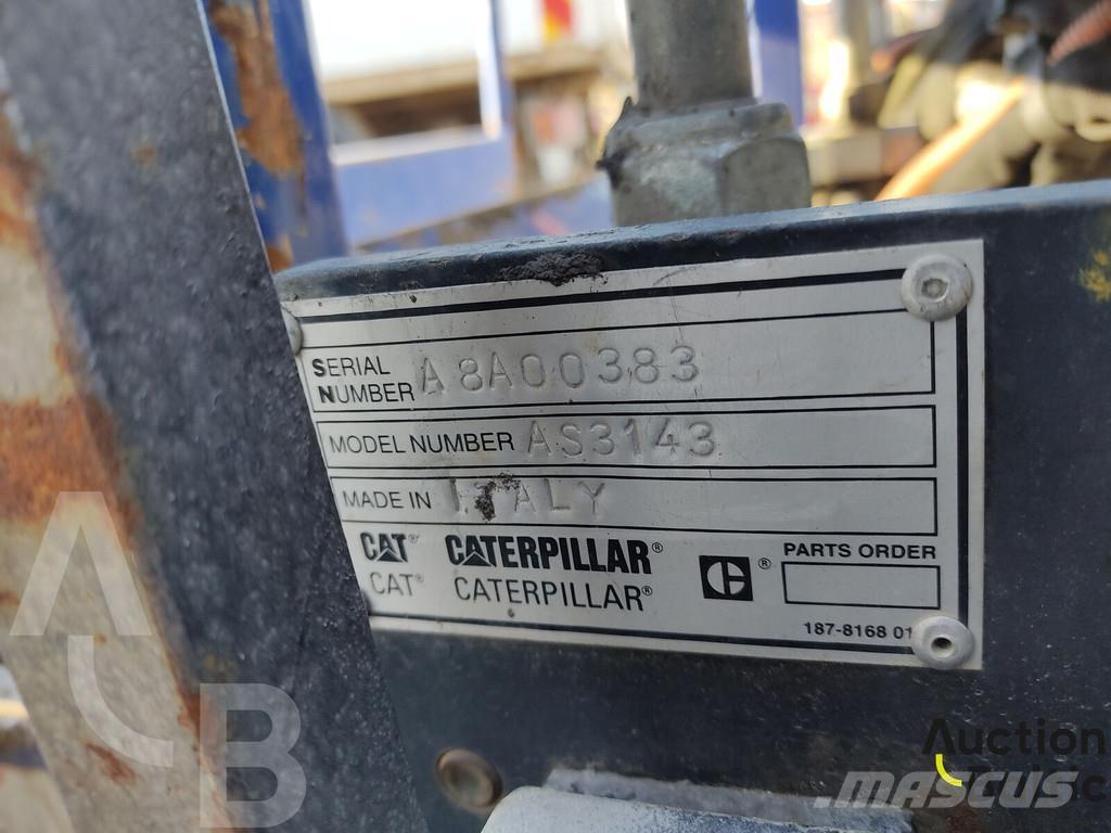 CAT AP 255 E Asfalt sericiler