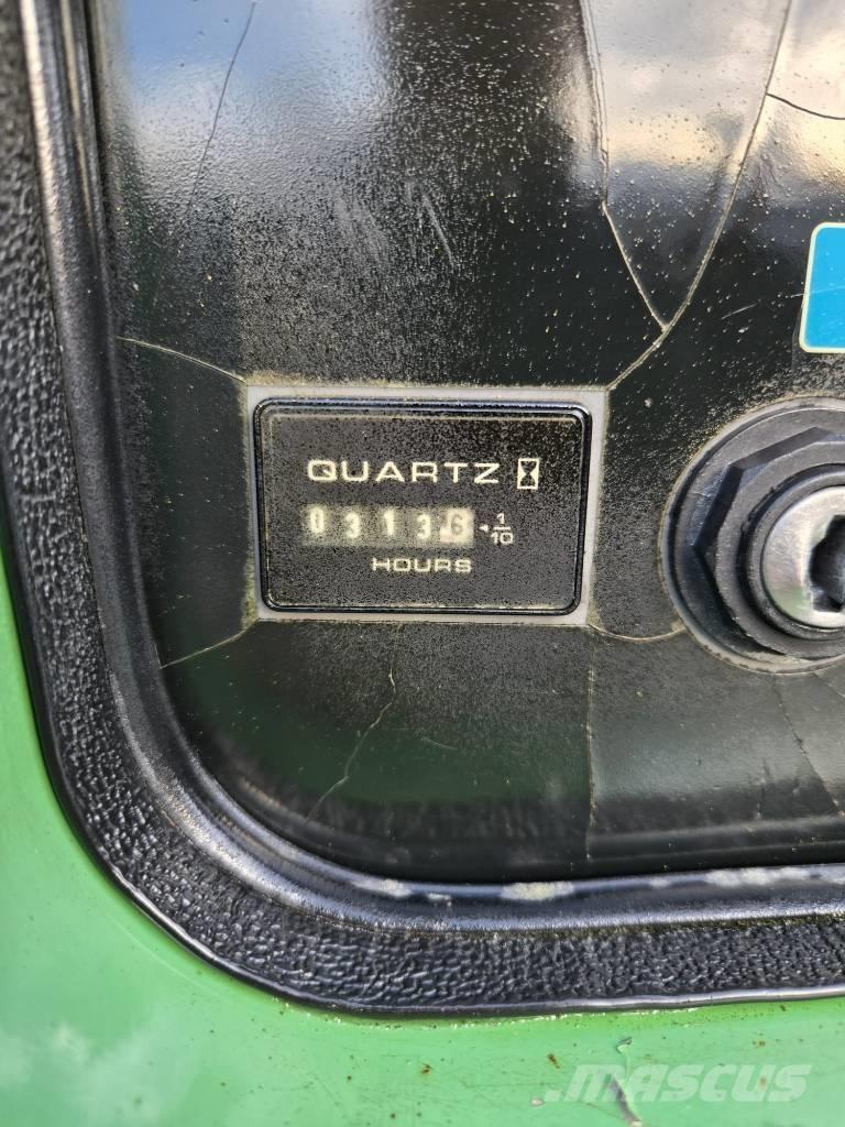 JLG 600 AJ Körüklü personel platformları