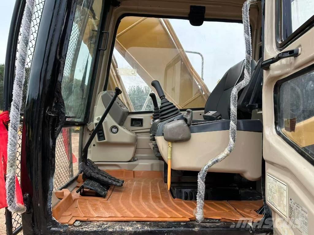 CAT 320 B L Paletli ekskavatörler