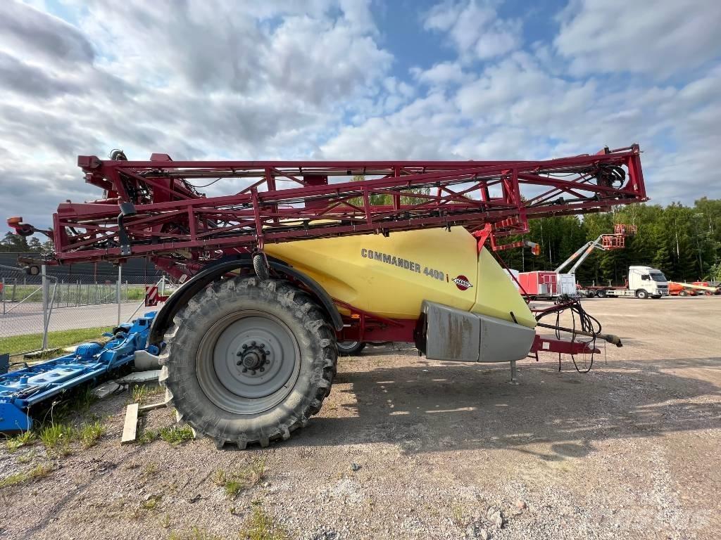 Hardi Commander 4400 Çekilir pülverizatörler