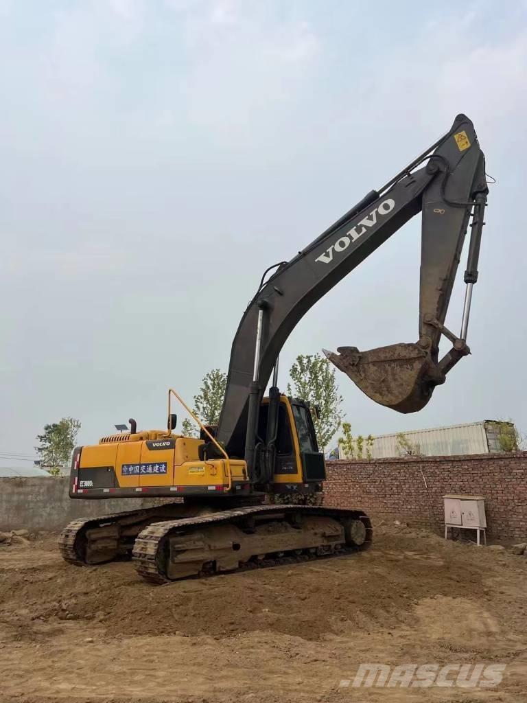 Volvo EC 290 B LC Paletli ekskavatörler