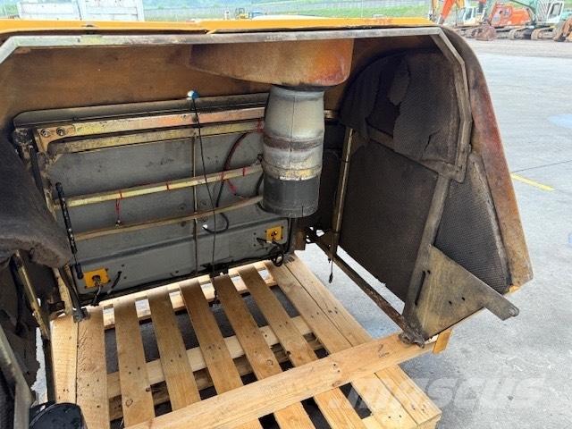 Liebherr L 556 BODY Saseler