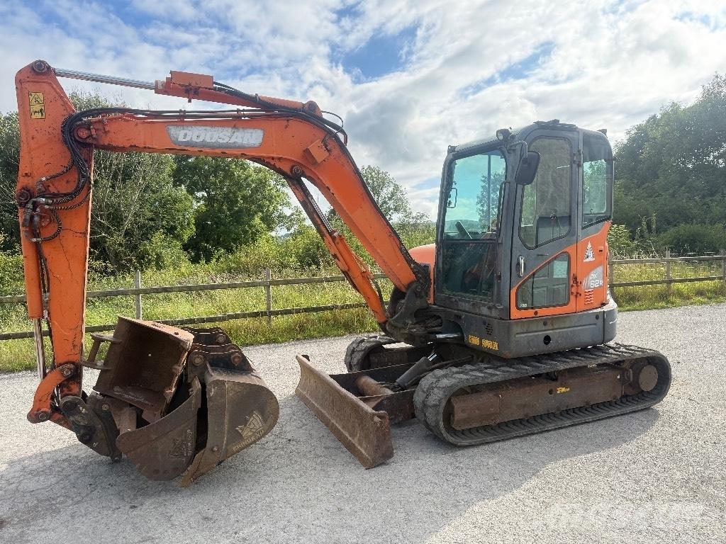 Doosan DX 62 R-3 Mini ekskavatörler, 7 tona dek