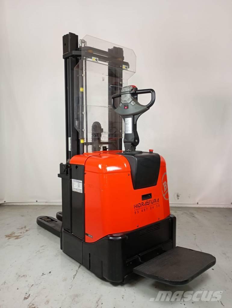 BT SPE 125 Akülü depo ekipmanları