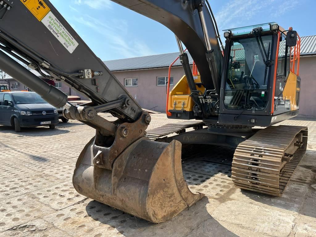 Volvo EC 220 E Paletli ekskavatörler
