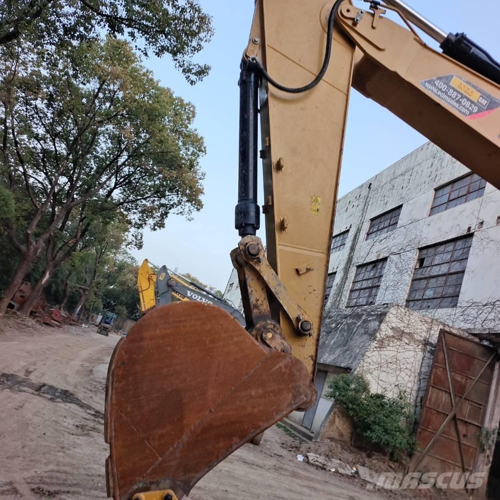 CAT 330GC Paletli ekskavatörler