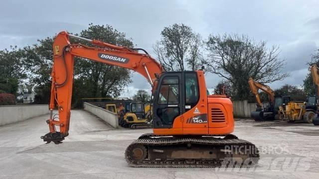 Doosan DX 140 Paletli ekskavatörler