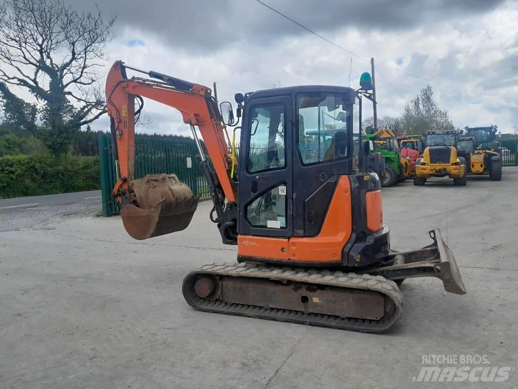 Hitachi ZX 40 Mini ekskavatörler, 7 tona dek