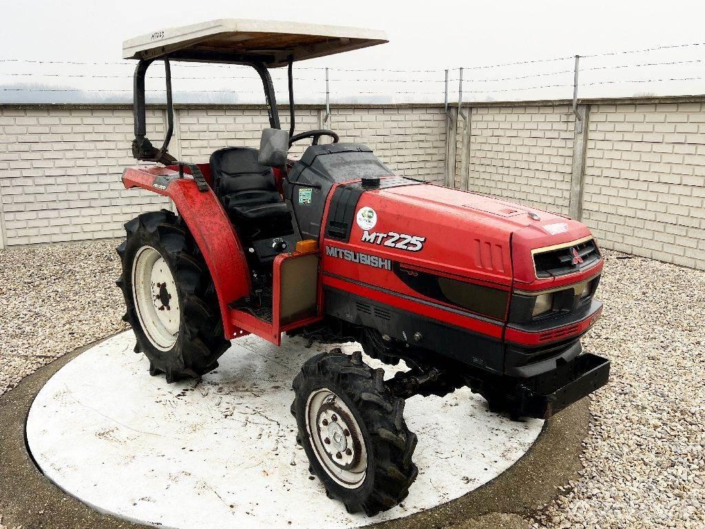 Mitsubishi MT225 Traktörler