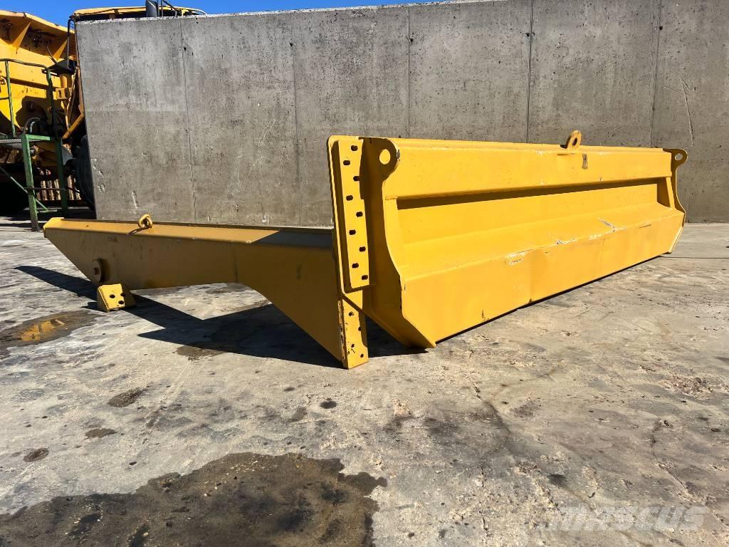 CAT TAILGATE CAT 735 Arka kapaklar