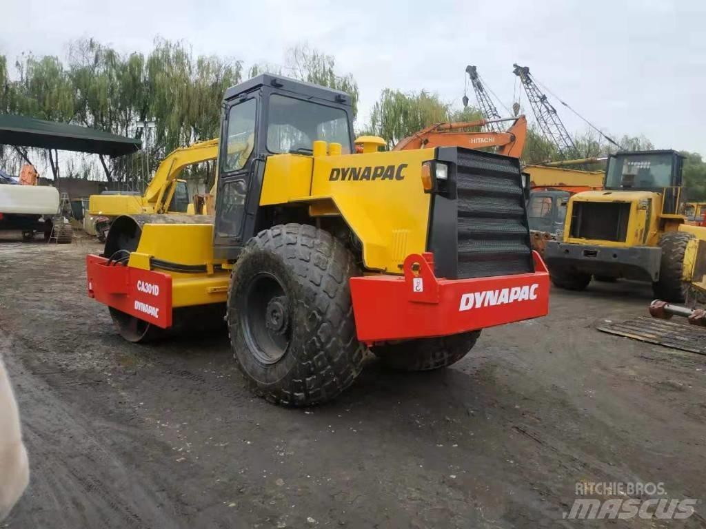 Dynapac CA 301 D Tek tamburlu silindirler