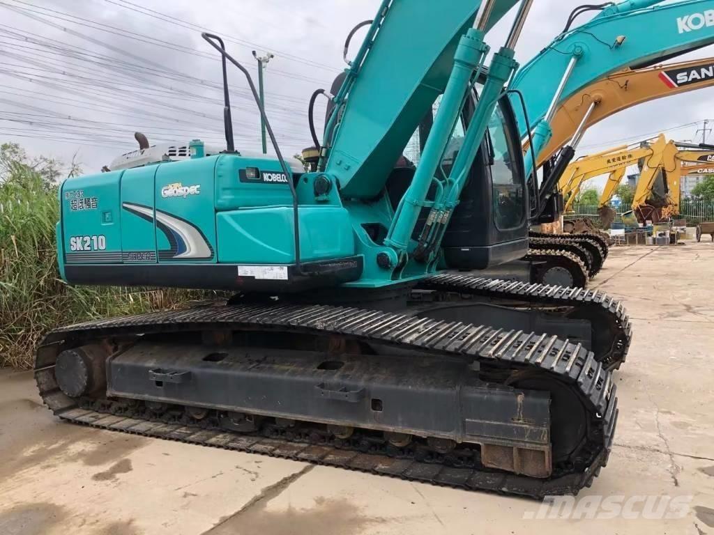 Kobelco SK 210 Paletli ekskavatörler