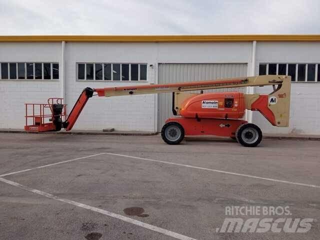 JLG 800 AJ Körüklü personel platformları