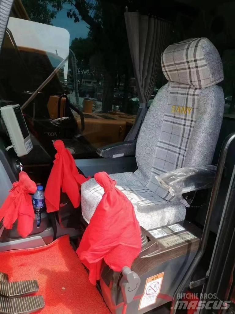 Sany SY 135 C Paletli ekskavatörler