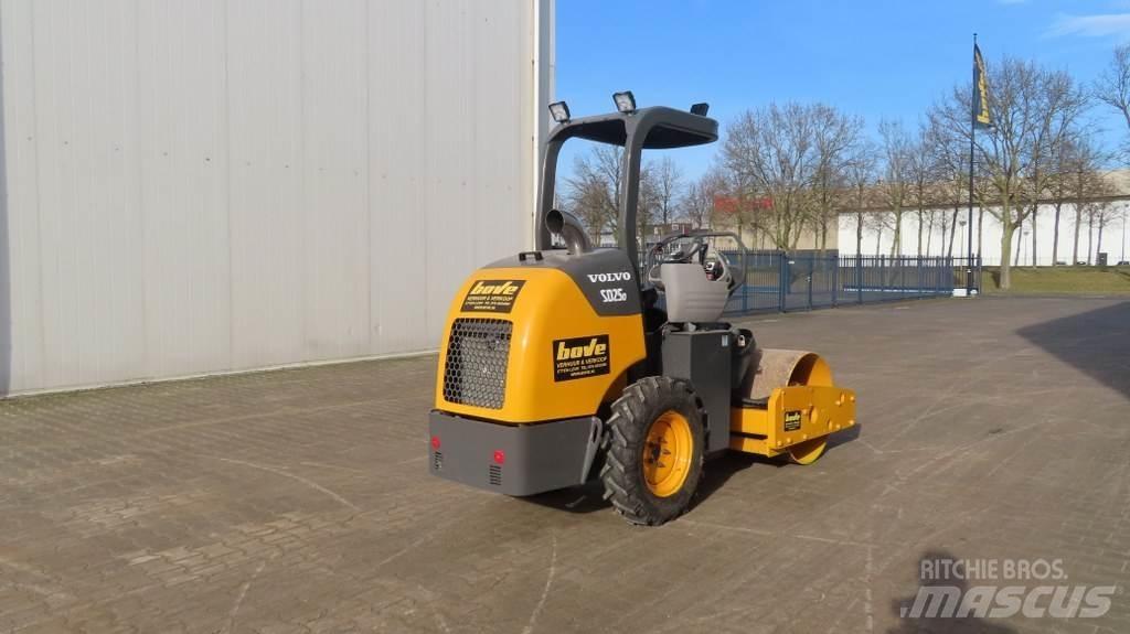 Volvo SD25D Tek tamburlu silindirler