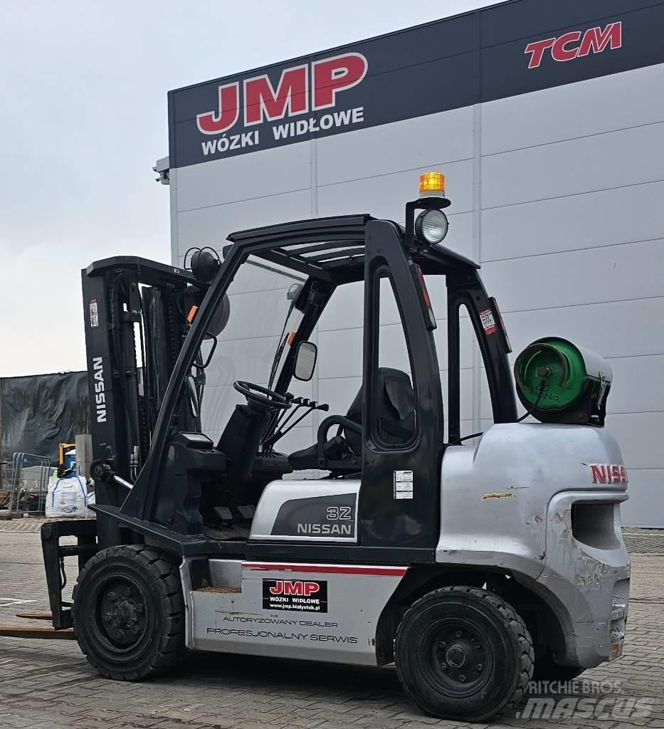 Nissan UG1D2A32LQ LPG'li forkliftler
