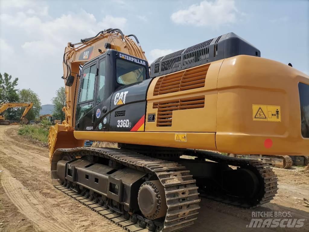 CAT 336 D Paletli ekskavatörler