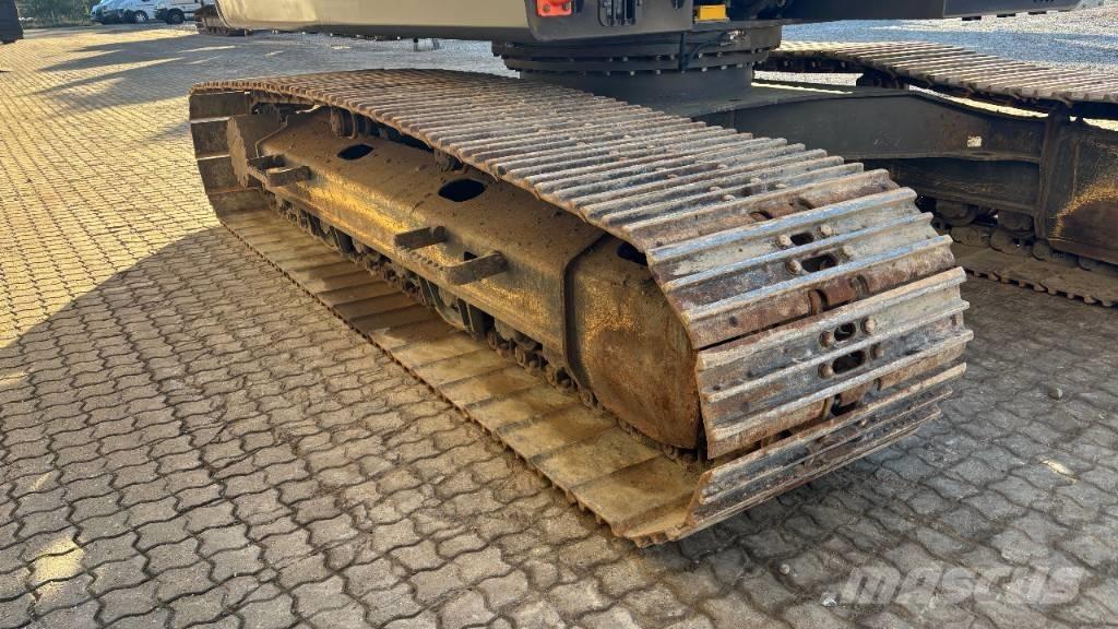 Volvo EC 220 E Paletli ekskavatörler