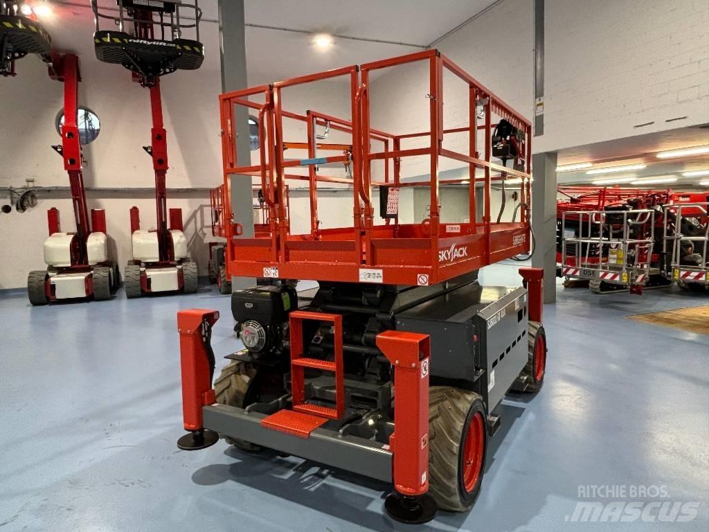 SkyJack SJ 6832 RTE Makasli platformlar