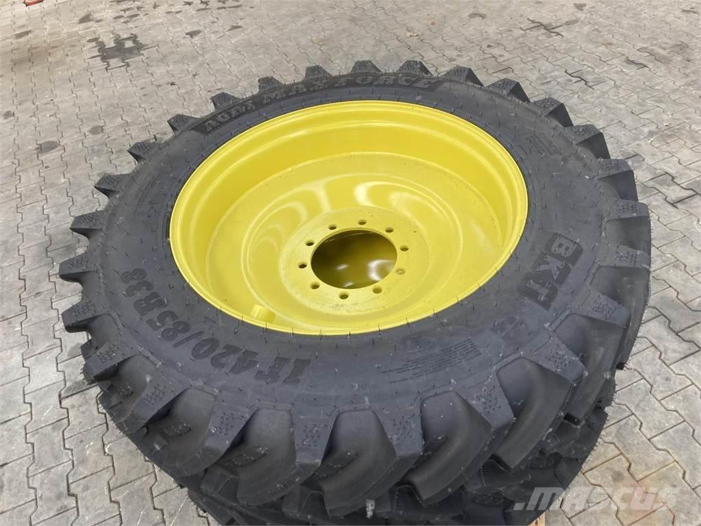 BKT 420/85R38 Tekerlekler
