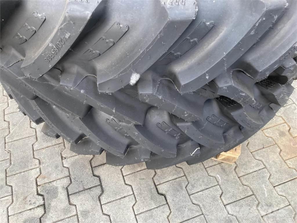 BKT 420/85R38 Tekerlekler