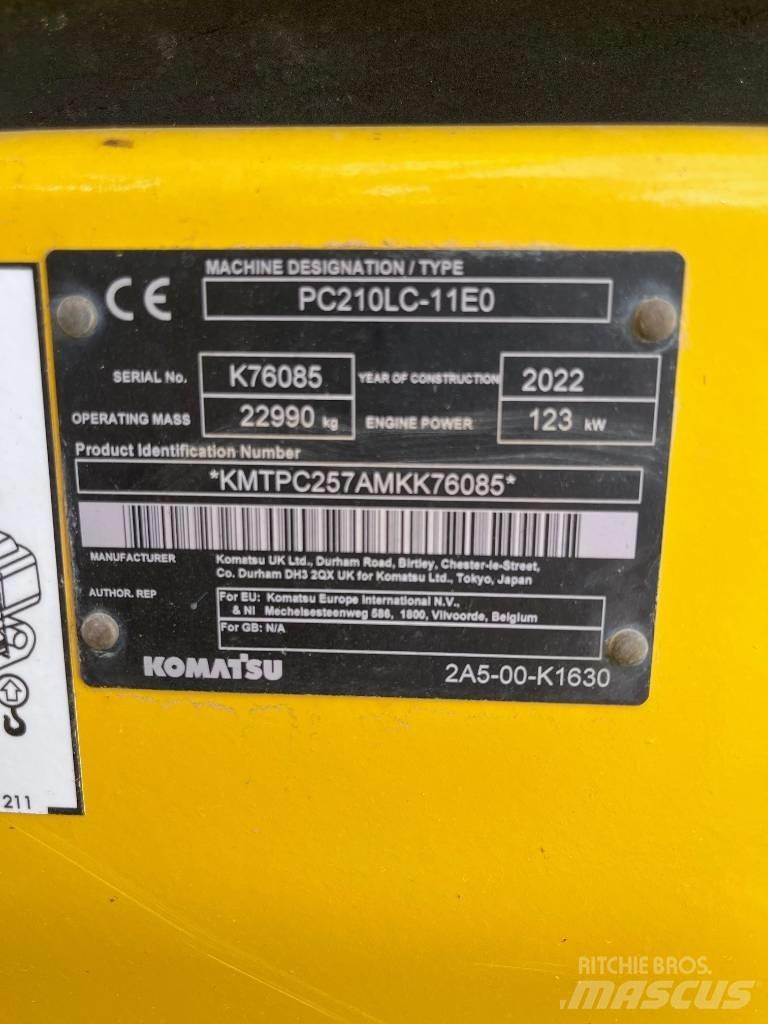 Komatsu PC210LC-11E0 Paletli ekskavatörler