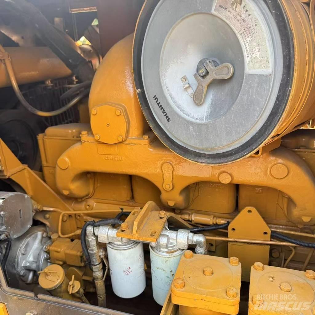 Shantui SD 22 Paletli dozerler