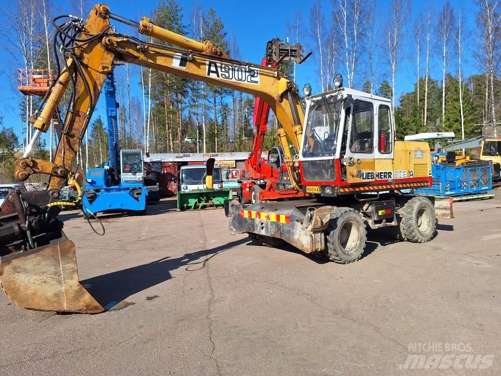 Liebherr A 902 Lastik tekerli ekskavatörler