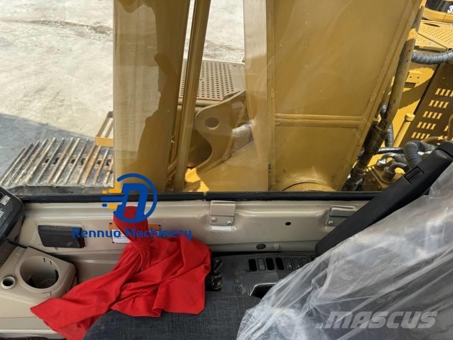 CAT 320B Paletli ekskavatörler