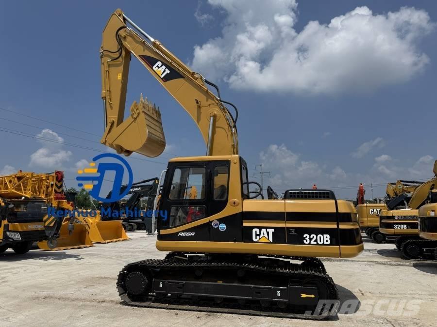 CAT 320B Paletli ekskavatörler
