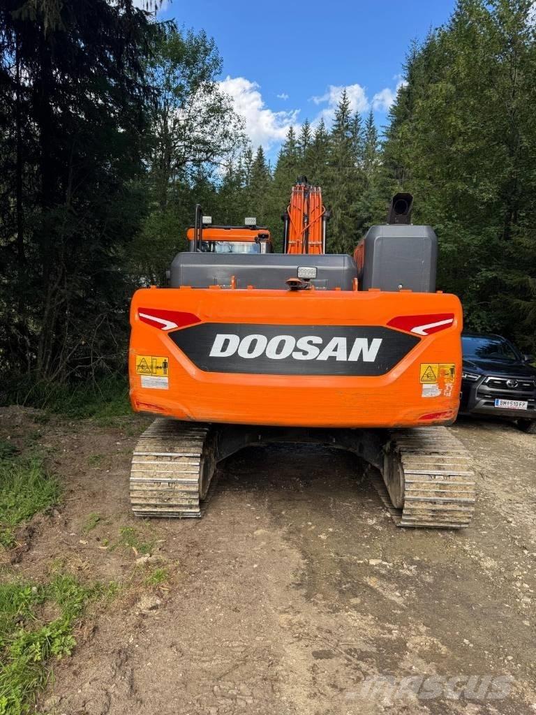 Doosan DX 225 LC-7 Paletli ekskavatörler
