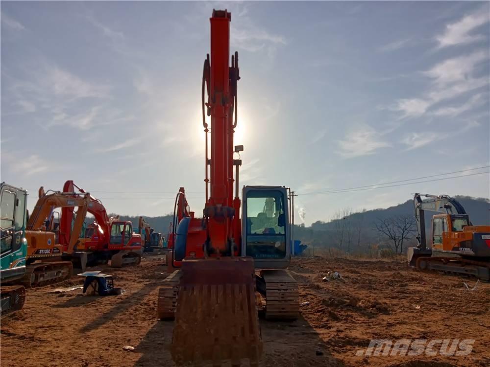 Hitachi ZX135US Paletli ekskavatörler