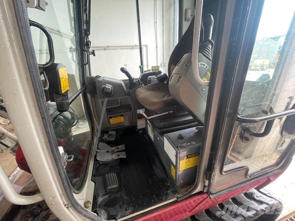 Takeuchi TB 250 Mini ekskavatörler, 7 tona dek