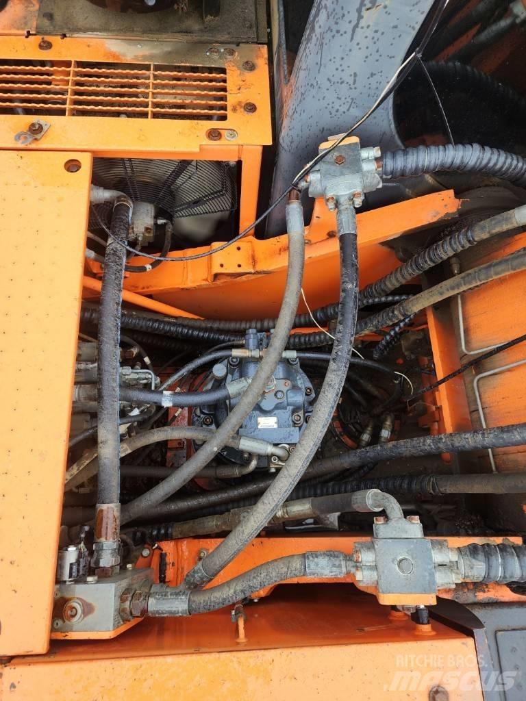 Doosan DX 300 LC-5 Paletli ekskavatörler