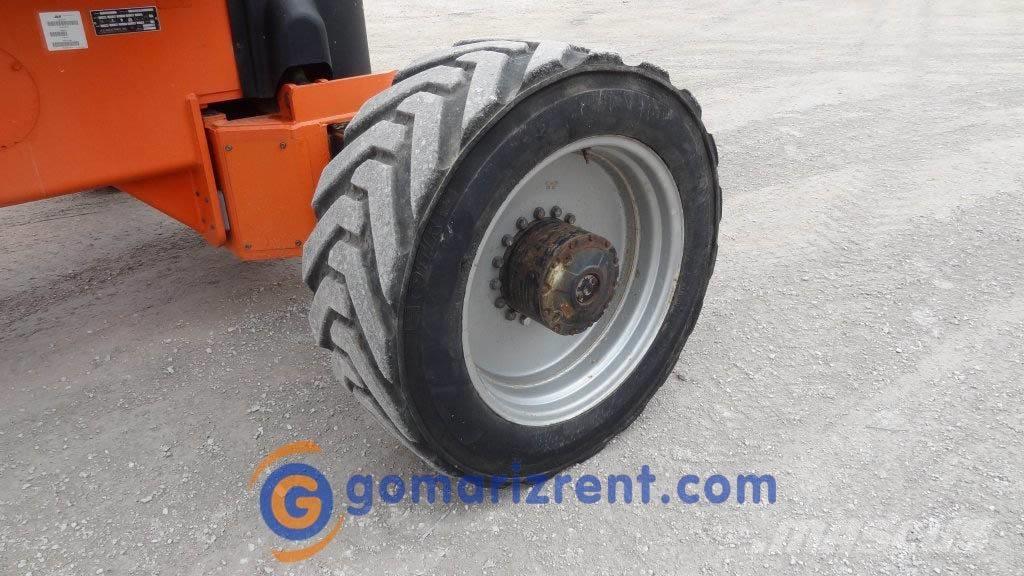 JLG 1250AJP Körüklü personel platformları