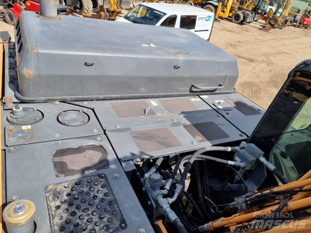 CASE CX 300 C Paletli ekskavatörler