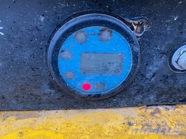 Haulotte Compact 8 Makasli platformlar