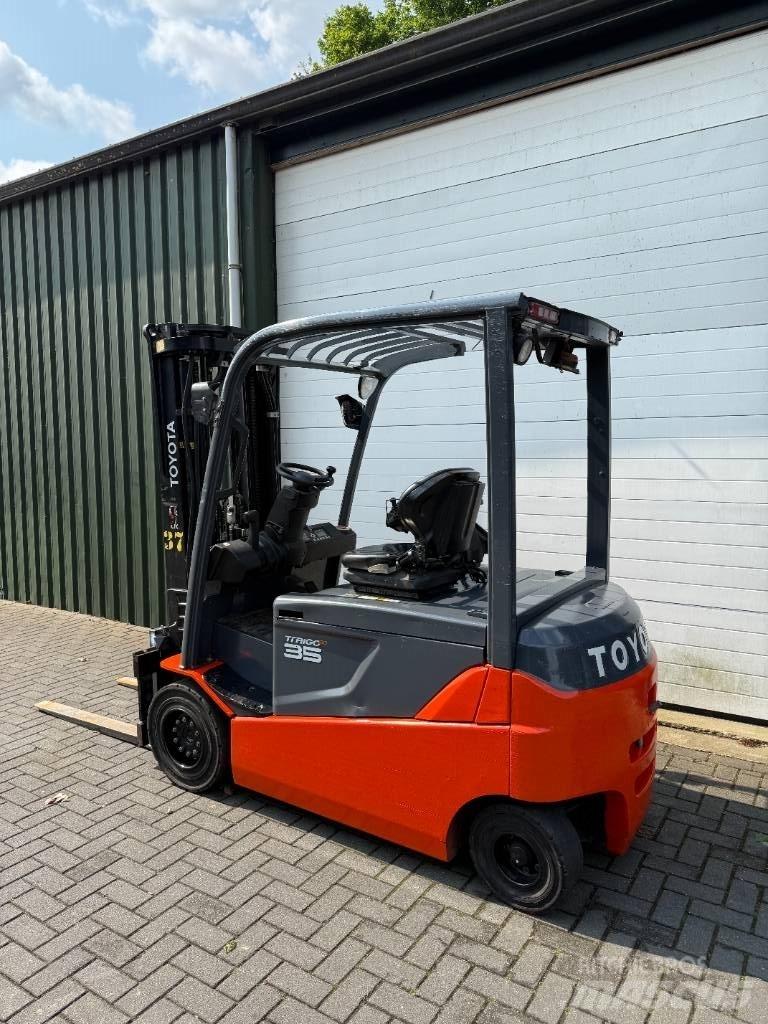 Toyota 8 FBMT 35 Elektrikli forkliftler
