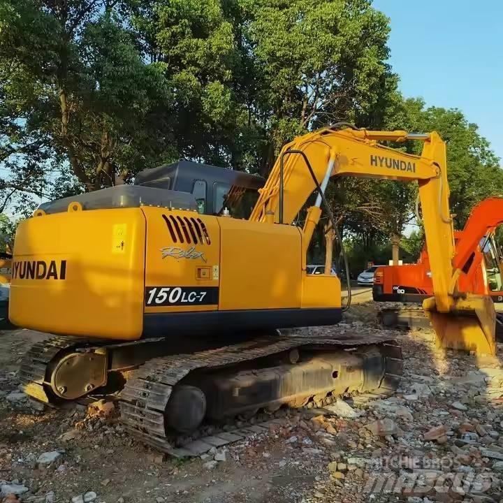Hyundai 150LC-7 Paletli ekskavatörler