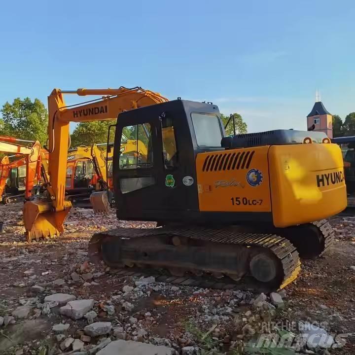Hyundai 150LC-7 Paletli ekskavatörler