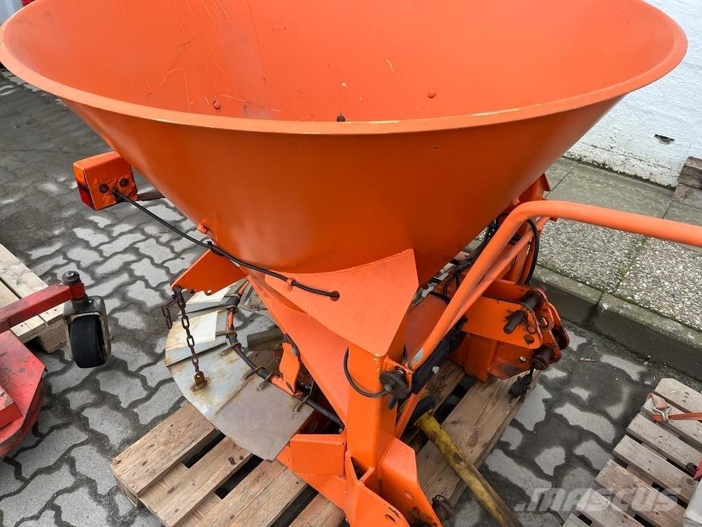 Amazone E+S 301 Kum ve tuz serpiciler