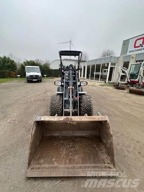 GiANT G2200 HD Tekerlekli yükleyiciler