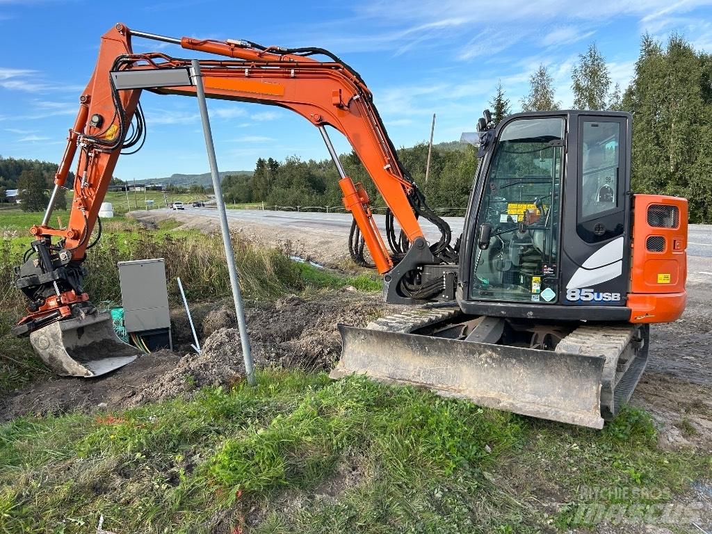 Hitachi ZX 85 US B-6 Midi ekskavatörler 7 - 12 t